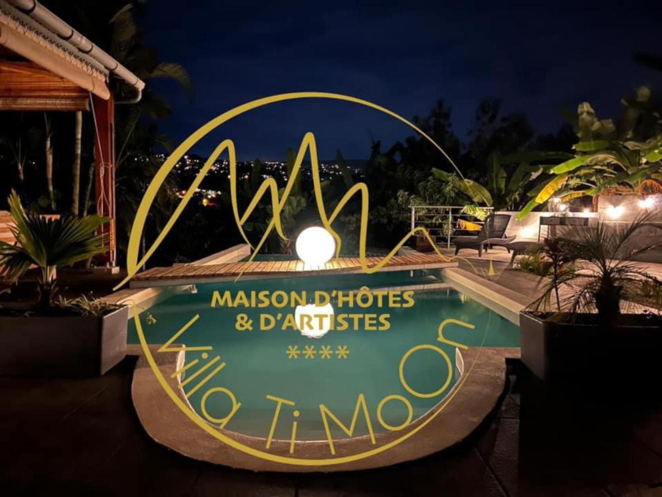 Villa Ti Moon, Entre Deux, Piscine Екстериор снимка